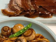 鲜口蘑烧芦笋-北平盛世·新京菜·北京烤鸭(劲松·双井店)