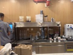 -霸王茶姬(南强街店)