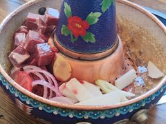 -毛辣果·贵州红酸汤牛肉火锅(西单店)