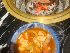 -山川小町·极番烧肉(新地假日广场店)