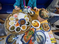 -包整·丝娃娃(一览甲秀楼风景店)