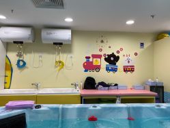 -蓝色海林婴幼儿水育馆(新辰里学清路店)