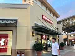 -UNDER ARMOUR(八达岭奥莱店)