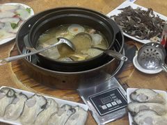 -濠轩阁特色生蚝火锅(水湾路店)