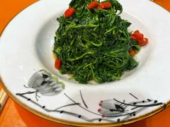 -民族手抓羊肉馆·滩羊手抓·烤全羊