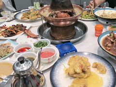 -一口猪海鲜浑锅·东北家常菜