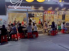 门面-洪大厨鸡煲(福田店)