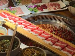 -城墙拐拐火锅(三峡广场黑金冠店)