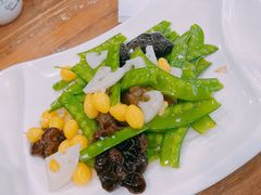 -清真·玛丽亚新疆菜主题餐厅(浙江中路店)
