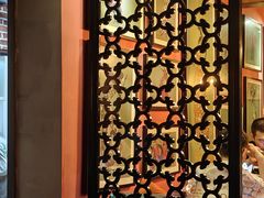 -香巴拉云南餐厅(华莱坞店)