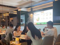 -潮牛壹号鲜牛肉火锅(世界城广场店)