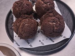 -W COLLECTIVE  DESSERT SHOP