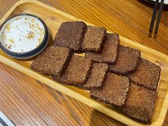 糍粑-猫爷的腔调·黔小馆(交大医学住宅区店)