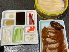 至尊酥香嫩烤鸭-北平盛世·新京菜·北京烤鸭(劲松·双井店)