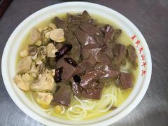-文山荷鲜居(翠湖店)