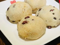 红豆麻薯面包-春水堂人文茶馆(中正店)