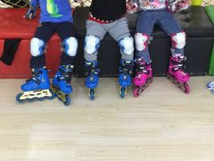 -阿布溜溜(同曦假日百货店)