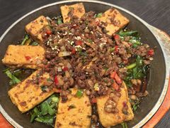 -川流不息·地道川菜·小龙虾(松东路店)