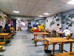 大堂-烧烤佬(新基路店)