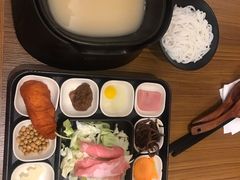 -阿香米线(凯德广场.1818店)