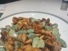 -八府香鸭·啫啫煲(华山路店)