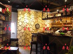 -初见咖啡(青大路店)