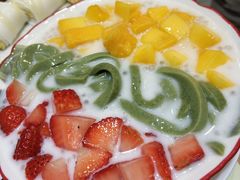 士多啤梨芒果绿茶拉面-甜心妈妈·榴莲星级糖水(北京路总店)