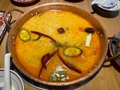 -洱火云南酸菜牛肉火锅(石景山当代商城店)