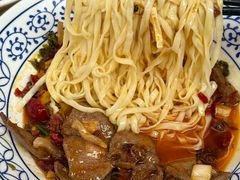 -李与白包子铺(桐梓林店)