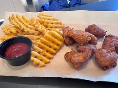 -必胜客(欧亚新生活店)