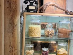 面包甜点陈列柜-甜心闲生传统手工冰粉(奎星楼店)