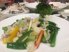 -顺德人家食府(黄金广场店)