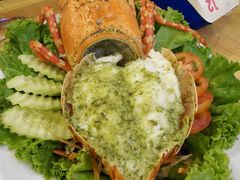 -J Daeng Seafood