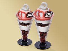 红丝绒芭菲-贵族杯-DQ·蛋糕·冰淇淋(天通苑华联店)
