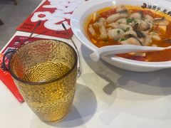 -渝是乎酸菜鱼·川渝小炒(新世界百货望京店)