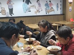 大堂-三好食堂(煎饺·馄饨·肉饼米线·盛世广场店)