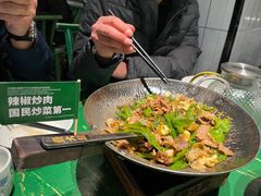 -费大厨辣椒炒肉(太平老街店)