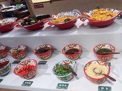 -老牌坊云南鱼豆花火锅(哈西万达店)