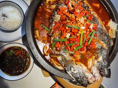 -鸣记脆皮烤鱼·海鲜烤鱼(三八广场店)