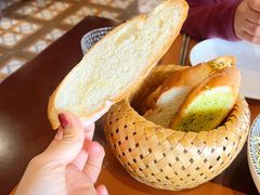 -Golden Lily河内巴黎法越料理餐厅(建国西路店)