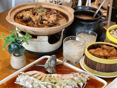 -莲餐厅·湖北菜·潜江小龙虾店(愚园路店)