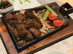 铁锄牛排-穹六人间 people 6(岳阳路店)