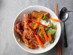 -Lanterns Vietnamese Restaurant