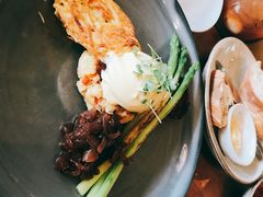 -ROAST coffee & eatery