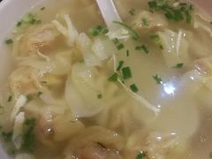 鲜肉小馄饨-东泰祥生煎馆(陕西南路店)