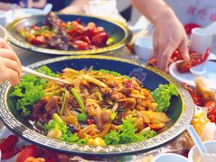 炭火牛蛙-金陵暴走小龙虾·迷踪蟹(凯德MALL店)