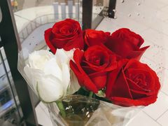 -亭亭鲜花店(中山北路店)