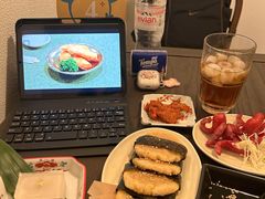 -嘁嘁茶泡饭