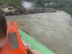 -仙山谷激浪漂流