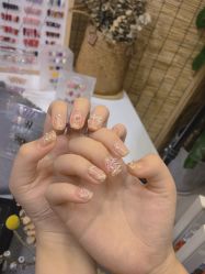 -兔兔妹款式美甲美睫